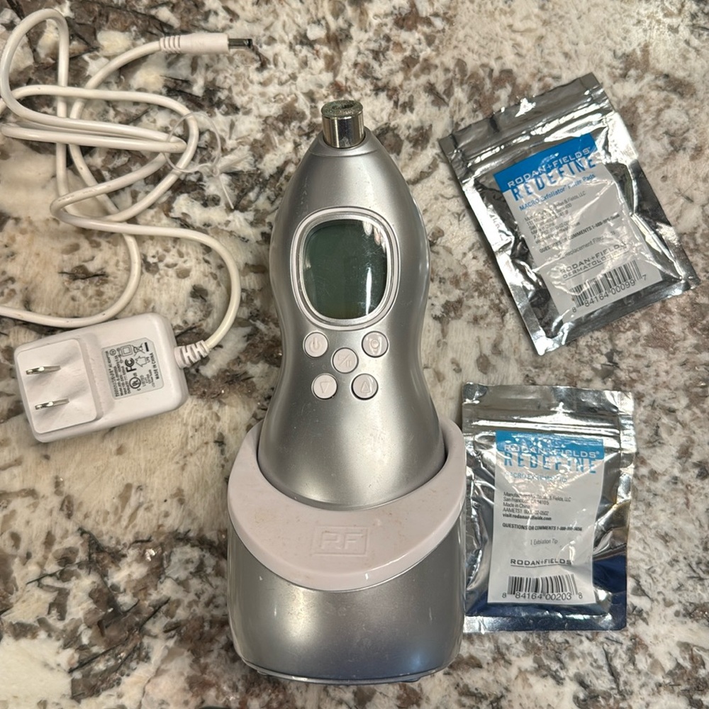 Rodan + Fields macro exfoliator